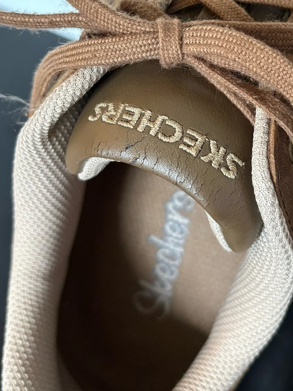 Skechers Suede Leather Lace-Up Athleisure Shoes Womens 10 Brown Stripes 46658